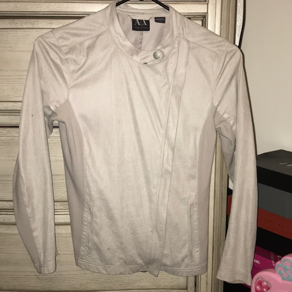Light gray jacket